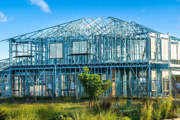 Metal Construct – Case pe structură metalică
